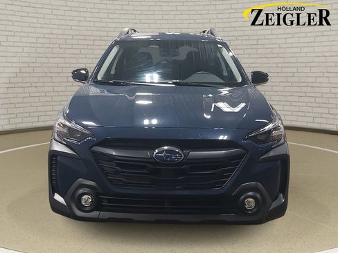 Used 2023 Subaru Outback Premium image 2