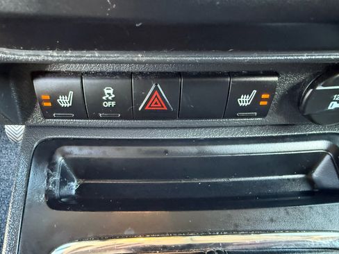 Used 2014 Jeep Patriot Latitude w/ Freedom Edition Package image 11