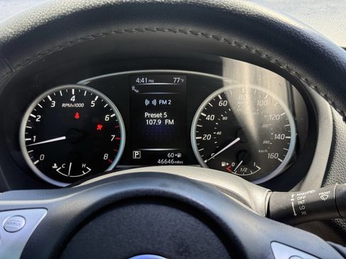 Used 2017 Nissan Sentra SR Turbo w/ SR Turbo Premium Package image 17