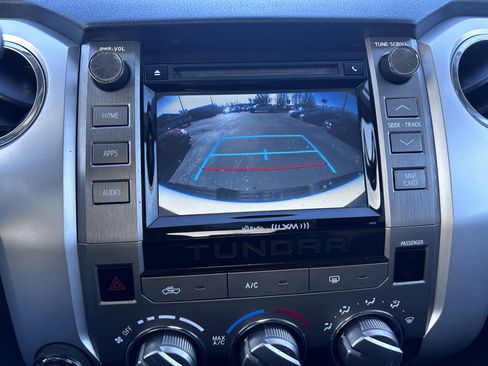 Used 2017 Toyota Tundra SR5 image 13