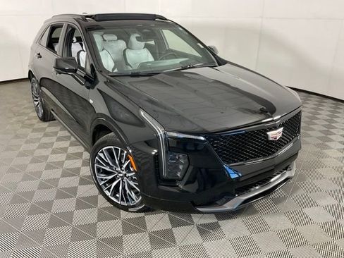 Used 2025 Cadillac XT4 Sport image 41