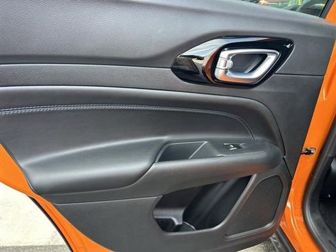 New 2026 Jeep Compass Latitude image 18