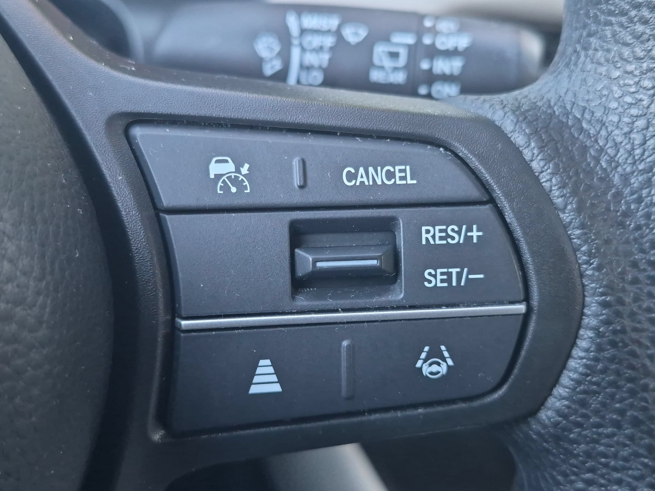 Used 2024 Honda HR-V LX image 16