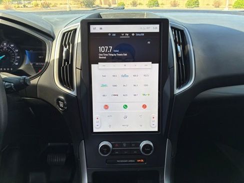 Used 2022 Ford Edge SE w/ Black Appearance Package AWD/4WD image 17