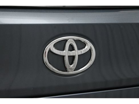 Used 2023 Toyota Corolla Cross L FWD image 46