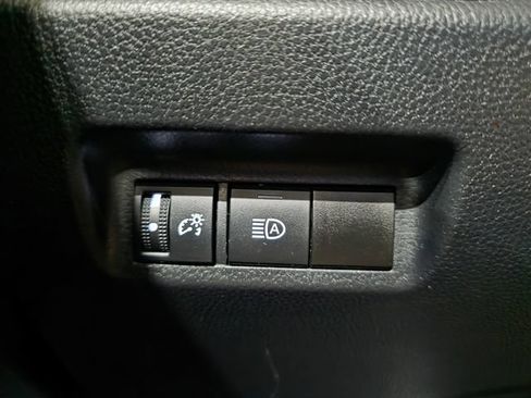 Used 2024 Toyota RAV4 XLE FWD image 18
