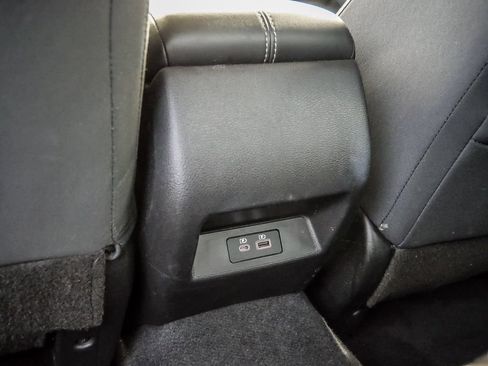 Used 2024 Nissan Altima 2.5 SV FWD image 27
