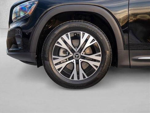 Certified 2026 Mercedes-Benz GLB 250 4MATIC image 13