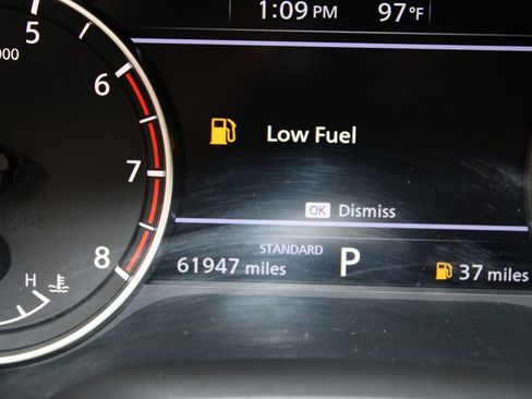 Used 2023 Nissan Rogue SL FWD image 36