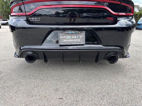 Used 2023 Dodge Charger R/T w/ Navigation & Travel Group RWD image 15