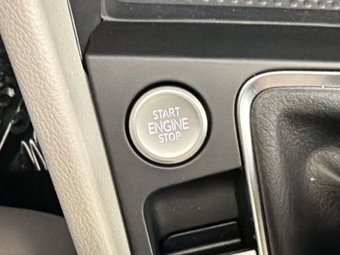 New 2026 Volkswagen Jetta SE FWD image 26