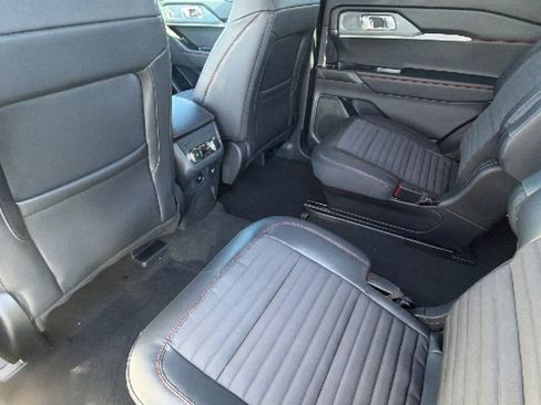 New 2026 Ford Explorer ST-Line AWD/4WD image 24