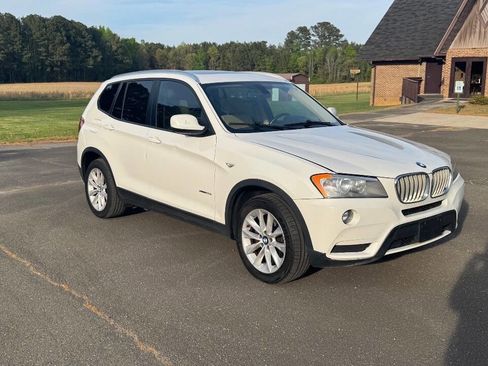 Used 2014 BMW X3 xDrive28i image 2