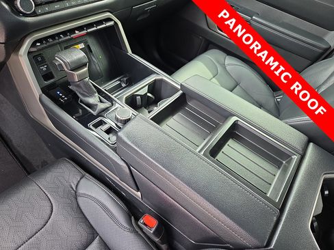 Used 2024 Toyota Tundra Limited AWD/4WD image 25