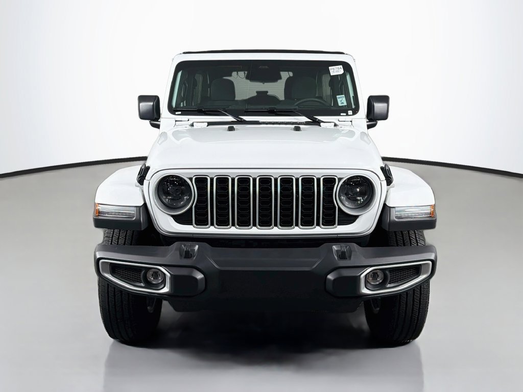 Used 2026 Jeep Wrangler Unlimited Sahara AWD/4WD image 2