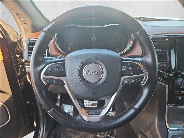 Used 2020 Jeep Grand Cherokee Overland AWD/4WD image 25