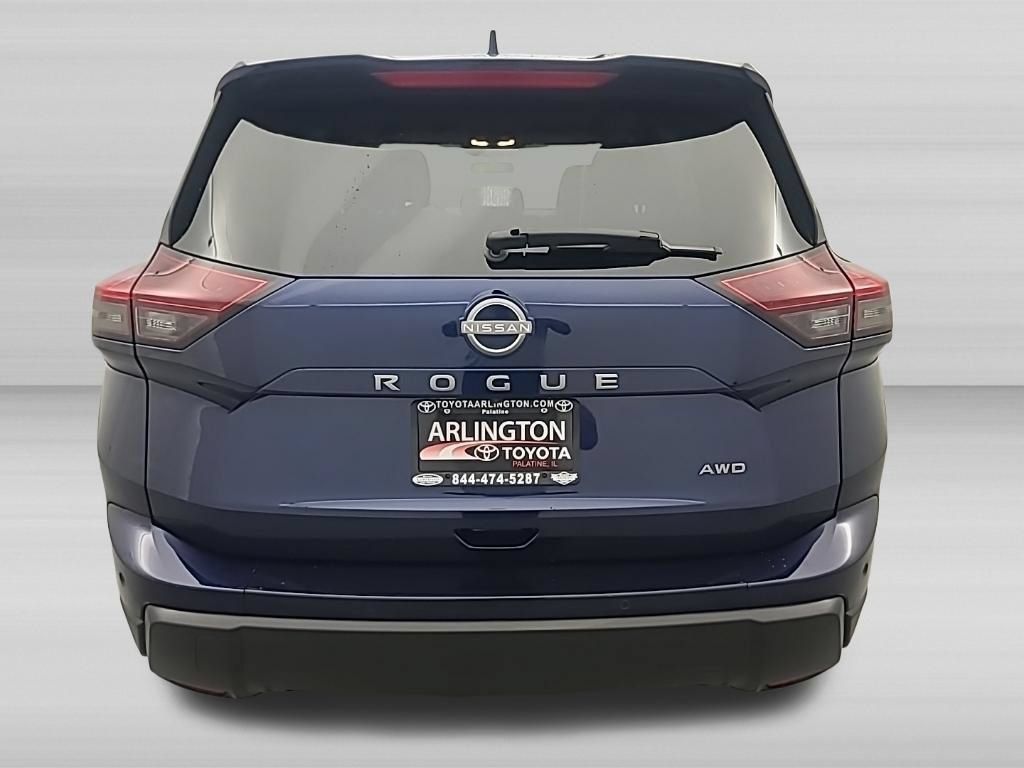 Used 2026 Nissan Rogue SV AWD/4WD image 5