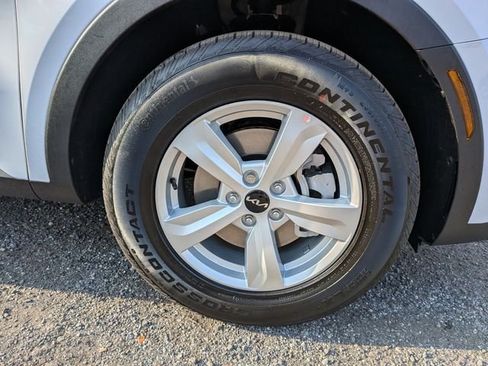 New 2026 Kia Sorento LX FWD image 11