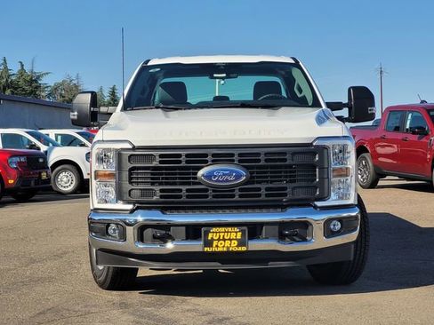 New 2026 Ford F250 XL image 3