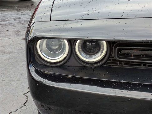 Used 2020 Dodge Challenger GT w/ Plus Package image 9