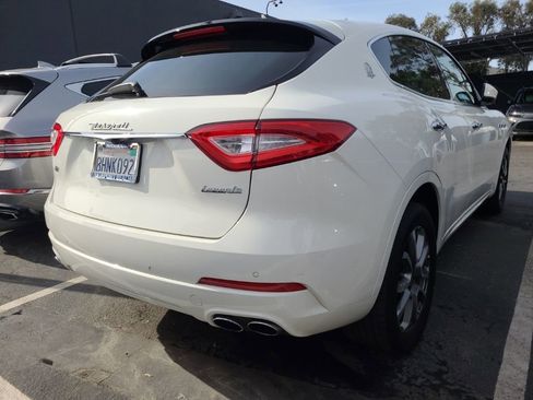Used 2019 Maserati Levante image 2