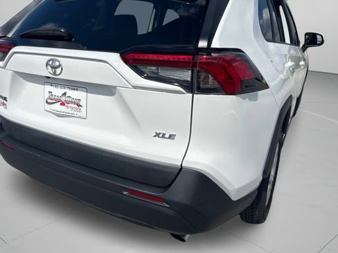 Used 2020 Toyota RAV4 XLE FWD image 33
