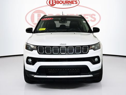 Used 2022 Jeep Compass Limited w/ Sun and Sound Group AWD/4WD image 5