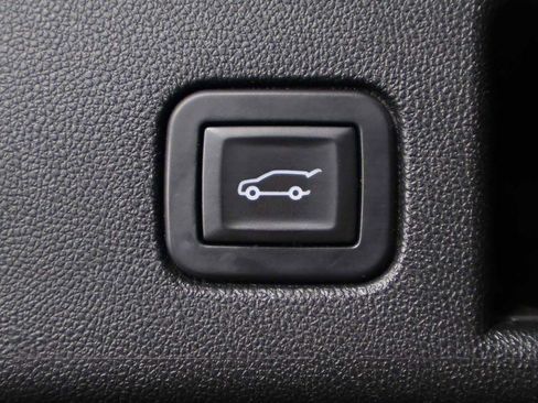 Used 2019 Chevrolet Equinox LT AWD/4WD image 15