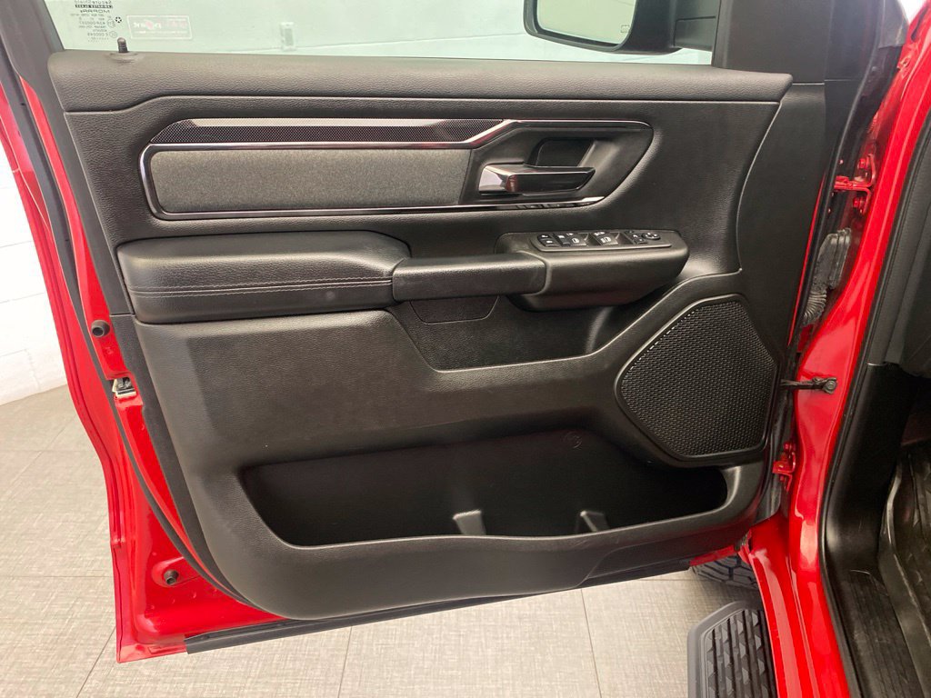 Used 2022 RAM 1500 Big Horn AWD/4WD image 14