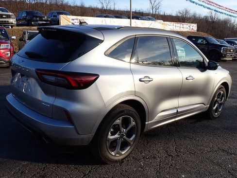 Certified 2024 Ford Escape ST-Line w/ Tech Pack #1 AWD/4WD image 9