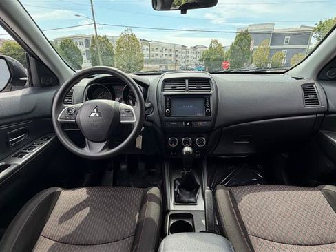Used 2019 Mitsubishi Outlander Sport ES FWD image 22