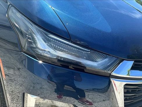 Used 2023 Chevrolet Traverse LS w/ Safety Package FWD image 34