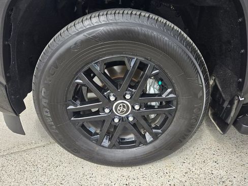 Used 2024 Toyota Sequoia SR5 w/ SR5 Premium Package AWD/4WD image 9