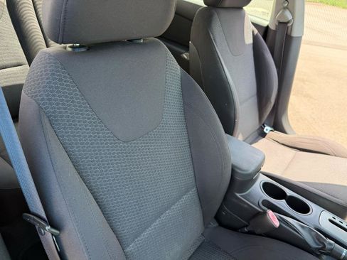 Used 2006 Pontiac G6 Sedan FWD image 21