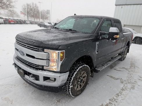 Used 2019 Ford F250 Lariat w/ Lariat Ultimate Package image 22