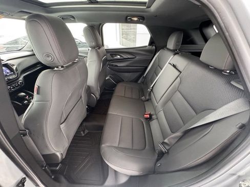 Certified 2023 Chevrolet TrailBlazer RS w/ Sun and Liftgate Package image 41