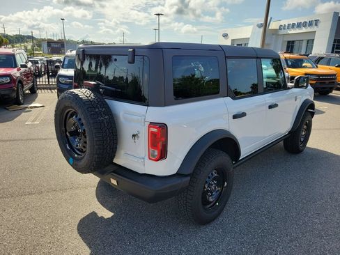 New 2026 Ford Bronco Big Bend w/ Black Diamond Package AWD/4WD image 5