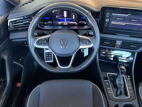 Used 2025 Volkswagen Jetta Sport FWD image 14
