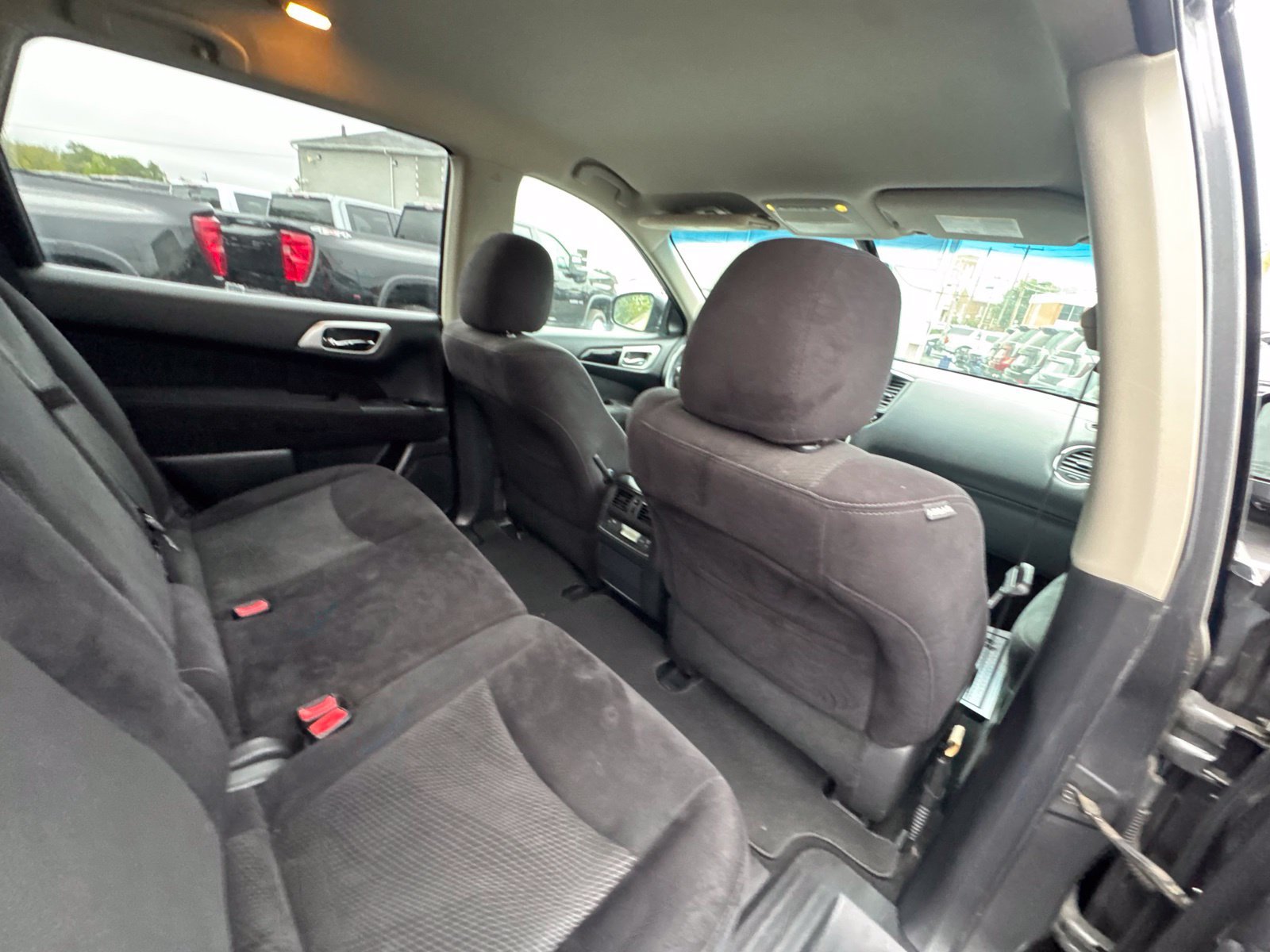 Used 2015 Nissan Pathfinder SV w/ Cargo Package FWD image 32