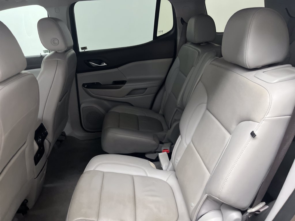 Used 2022 GMC Acadia SLT w/ Preferred Package FWD image 13