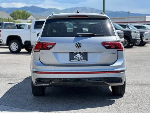 Used 2023 Volkswagen Tiguan SE R-Line AWD/4WD image 7