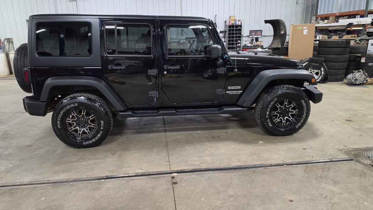 Used 2014 Jeep Wrangler Unlimited Sport w/ Quick Order Package 24S AWD/4WD image 14