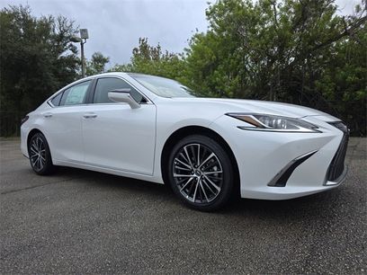 New 2025 Lexus ES 350 w/ Premium Package
