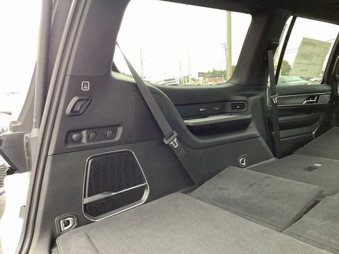 New 2026 Jeep Grand Wagoneer Limited image 38