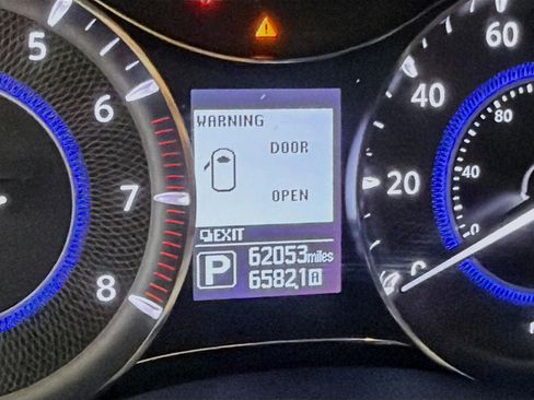 Used 2019 INFINITI QX80 Luxe image 8