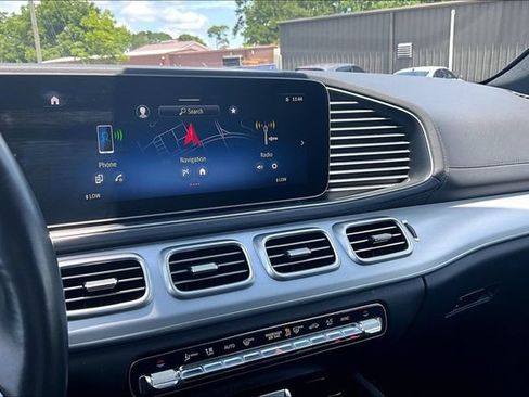 Used 2025 Mercedes-Benz GLS 450 4MATIC image 22