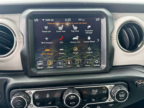 Used 2021 Jeep Wrangler Unlimited Sahara image 16