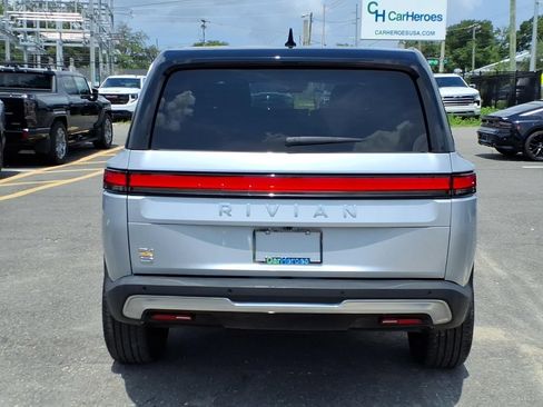 Used 2024 Rivian R1S Adventure AWD/4WD image 6