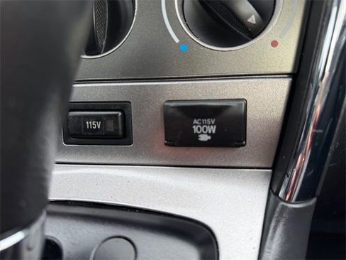 Used 2006 Toyota Matrix image 25