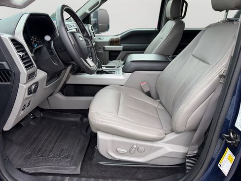 Used 2018 Ford F150 Lariat w/ Equipment Group 502A Luxury AWD/4WD image 24